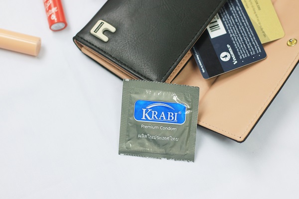 Bao cao su Krabi siêu mỏng: Cho nhịp yêu thêm chân thực và cảm xúc
