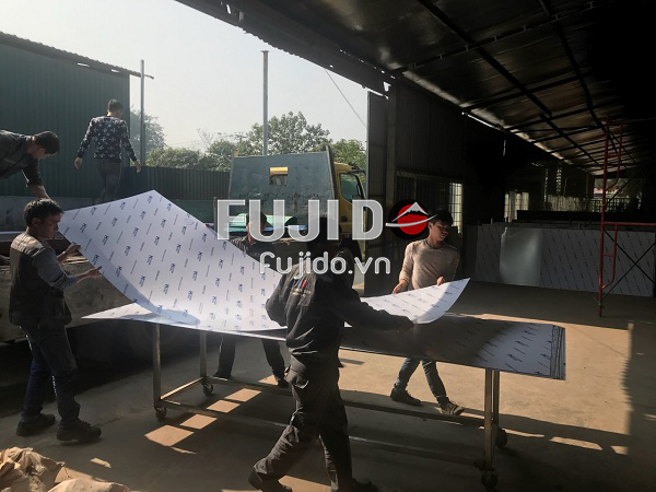 ốp inox cabin thang máy