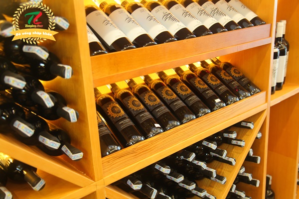 rượu vang Pháp tại Hoàng Quốc Việt